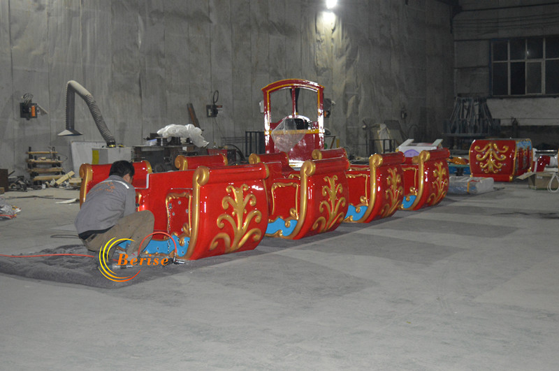 圣诞火车车厢-1